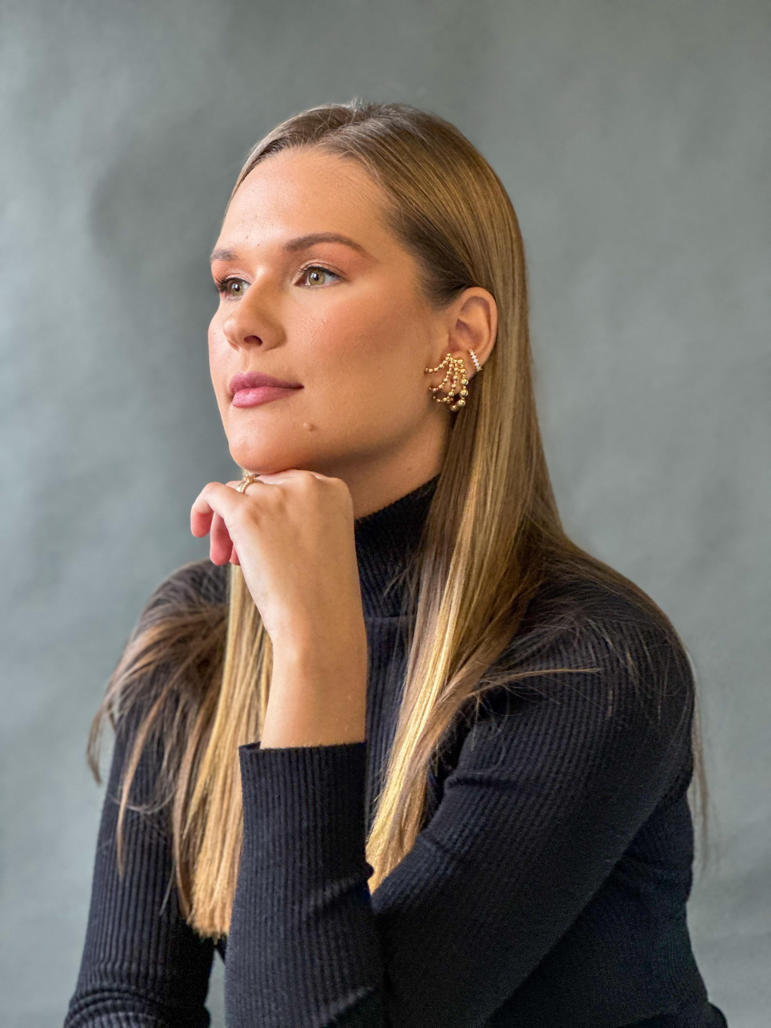 Carolline Miguez, especialista em INSS de obras